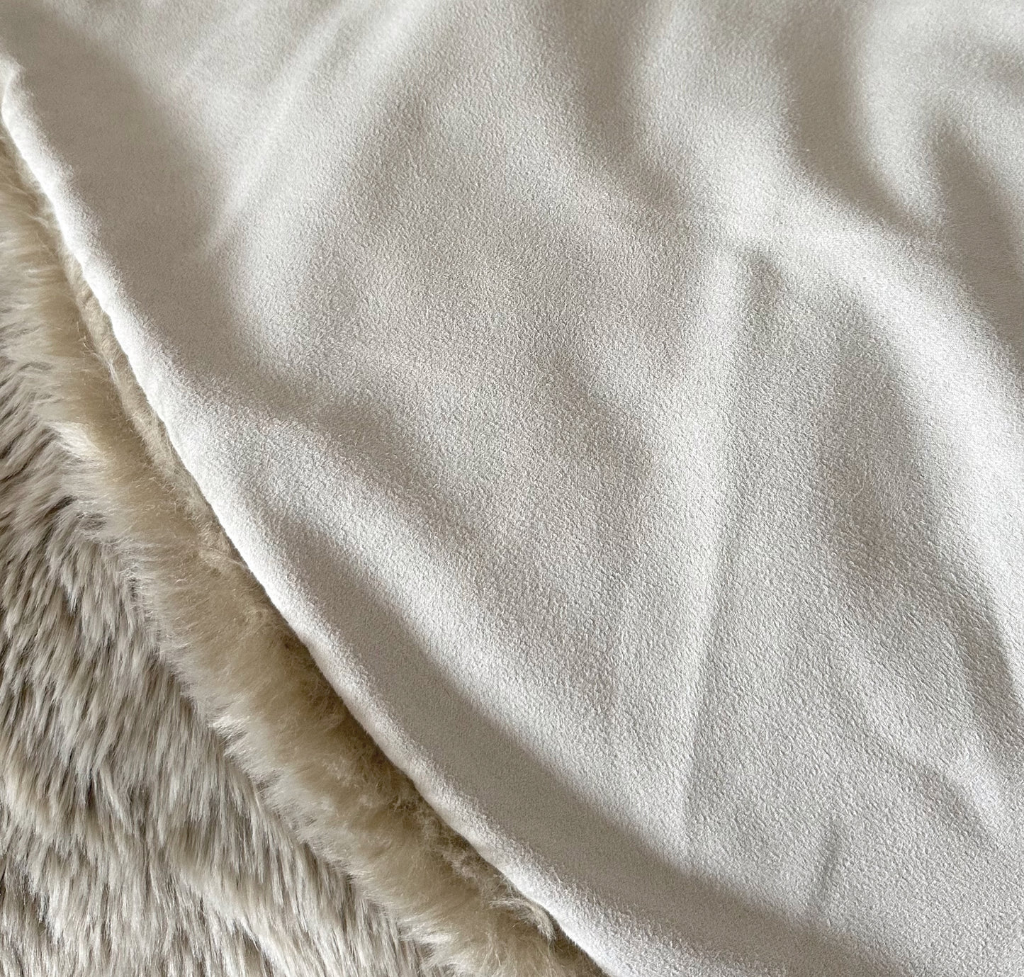 Times Square Faux Fur Throw (Edition Hotel) 60x70”