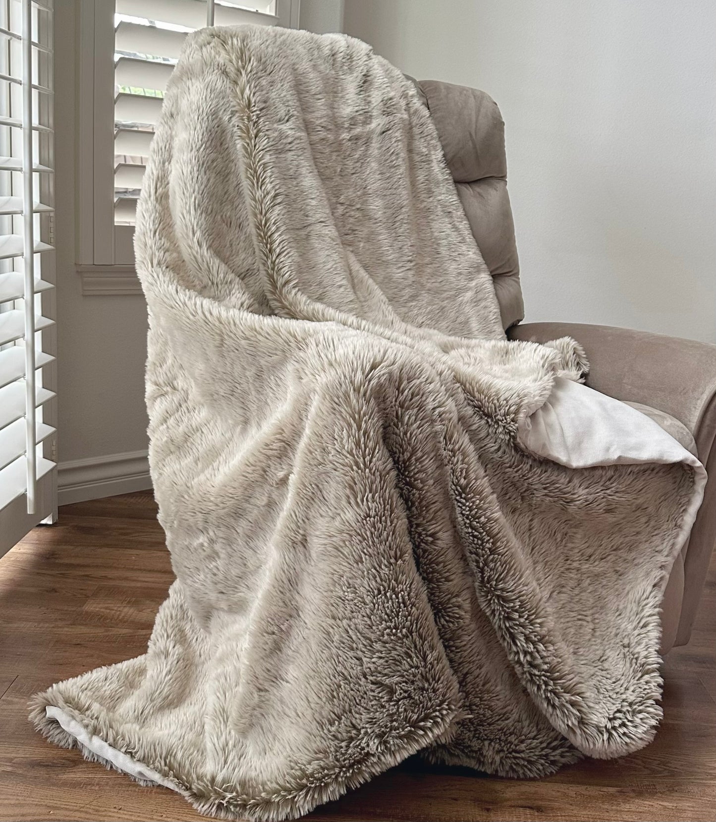 Times Square Faux Fur Throw (Edition Hotel) 60x70”