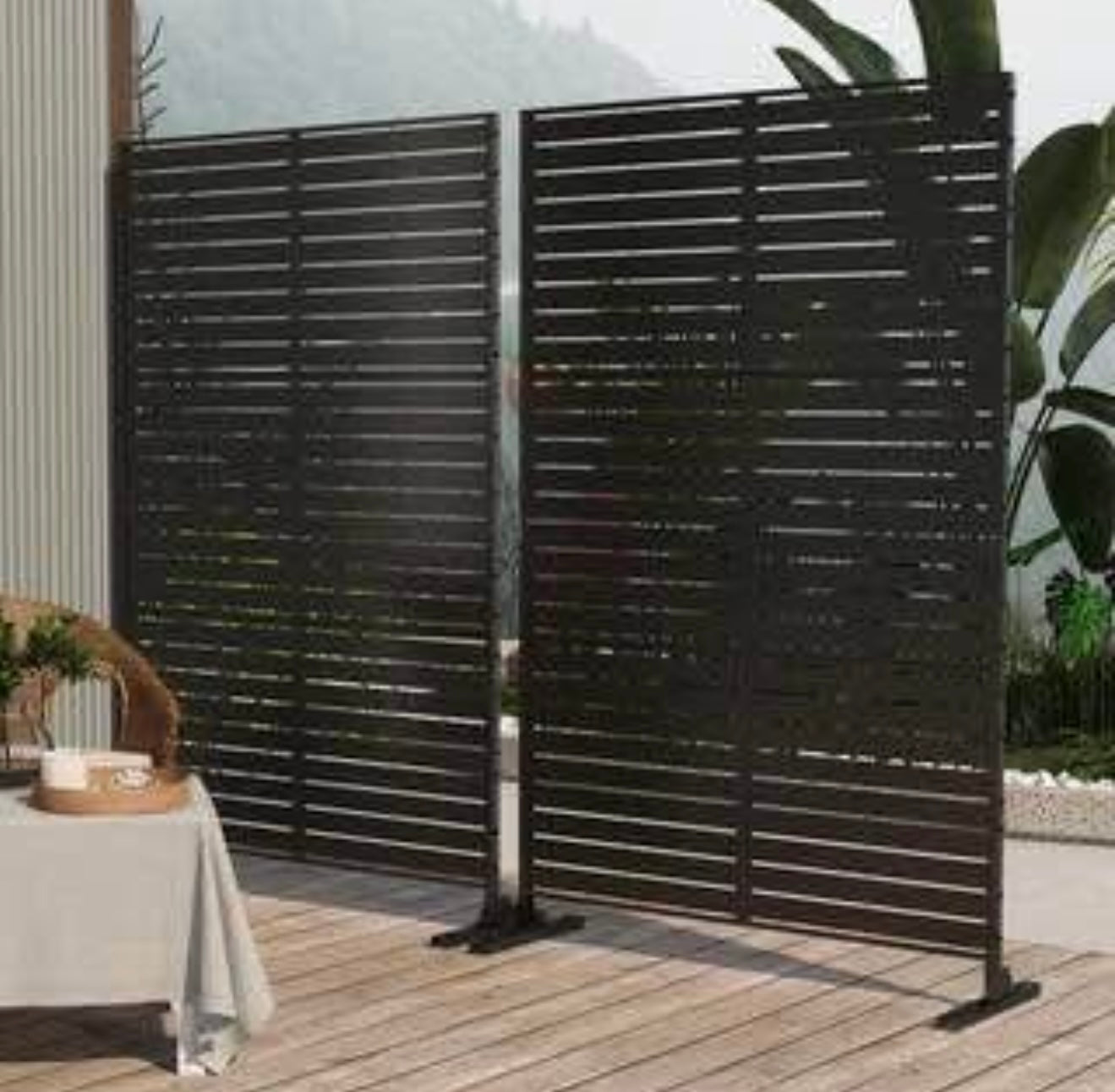 Galvanized Steel Garden Fence Outdoor Privacy Screen Garden Screen Panels in Black