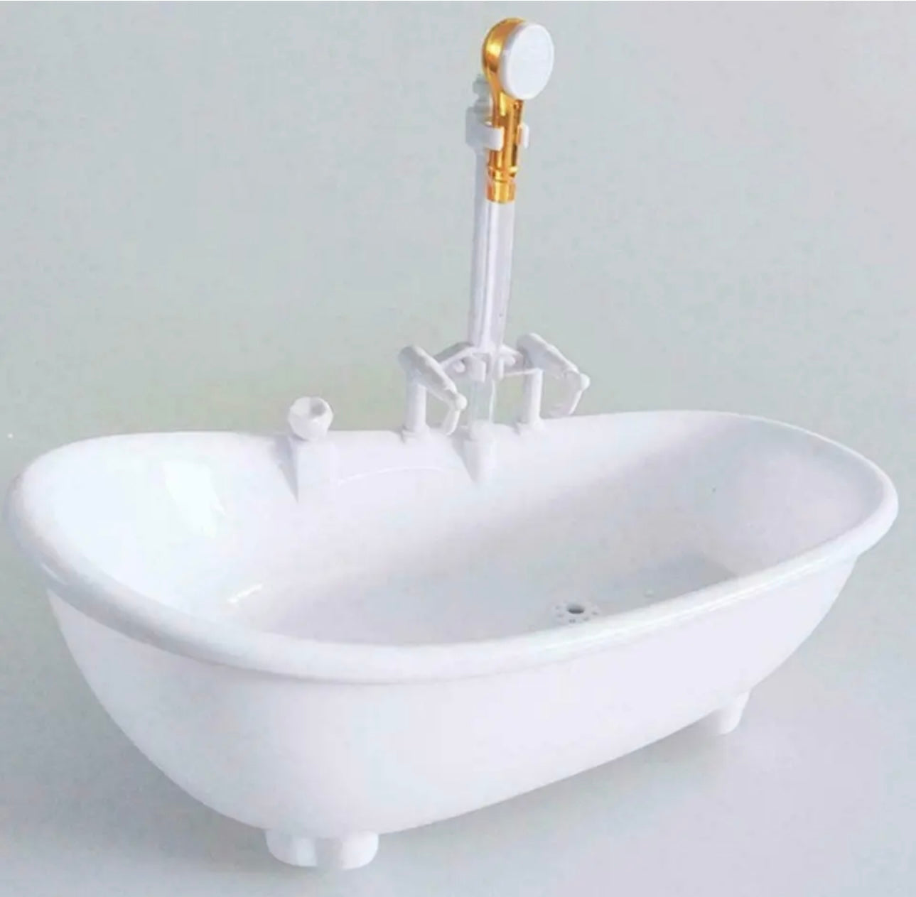 Funny Bathtub Shower Electric Water Spray 1/6 Scale White Bathtub Collection for 12" Action Figure Scene Accessories