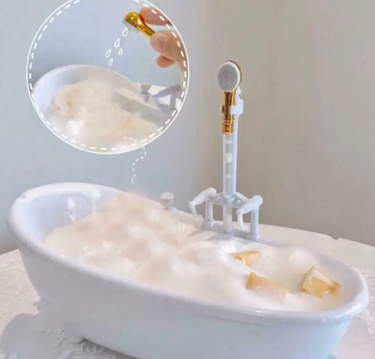 Funny Bathtub Shower Electric Water Spray 1/6 Scale White Bathtub Coll ...