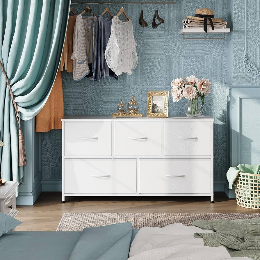 Dresser for Bedroom with 5 Drawers, Wide Chest of Drawers, Fabric Dresser, Storage Organizer Unit with Fabric Bins for Closet, Living Room, Hallway